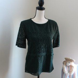 Ann Taylor Green Lace Lined Top